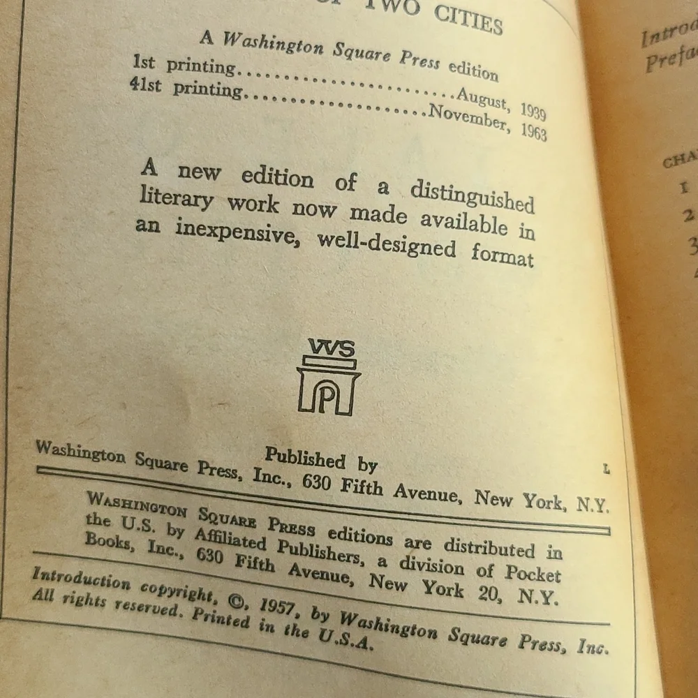 Vintage 1963 A Tale of Two Cities Charles Dickens Paperback 41st printing - Picture 4 of 4